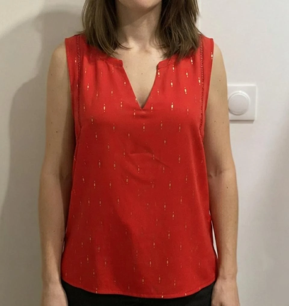Top Débardeur haut fluide rouge à motifs dorés Cache Cache - Taille 38 (M)